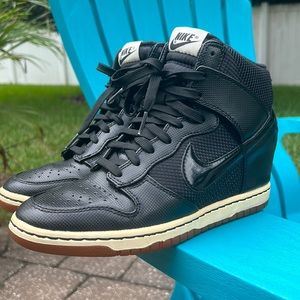 Nike Dunk Sky Hi Wedge Sneakers 8.5 Women